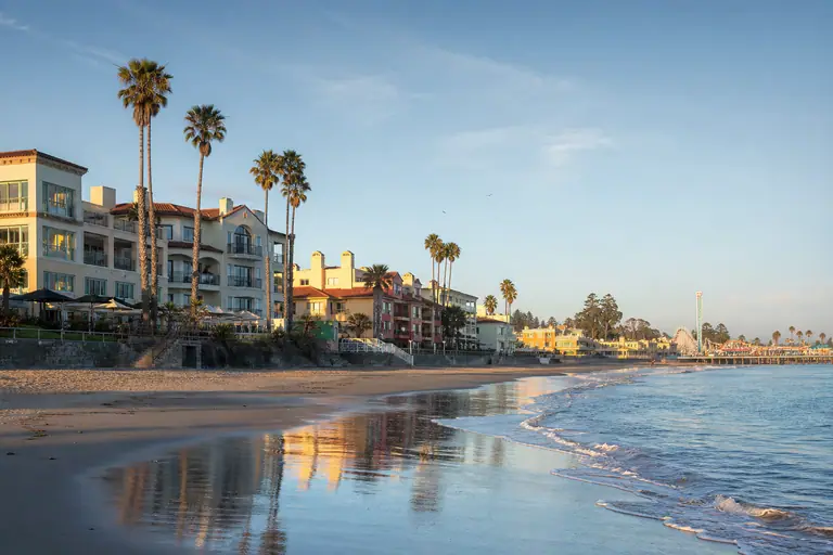 Photoreal Santa Cruz beachfront hotel district near Main Beach