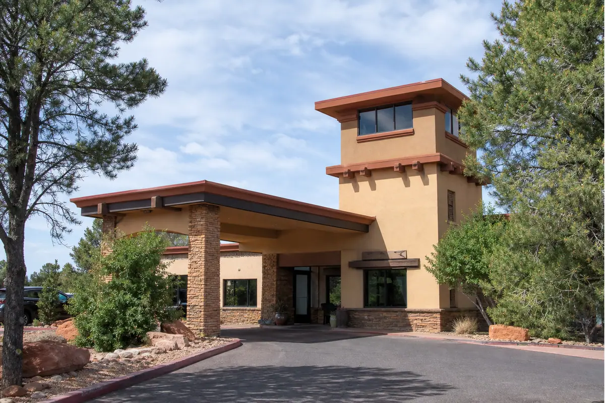 Photoreal exterior of Red Feather Lodge near Grand Canyon