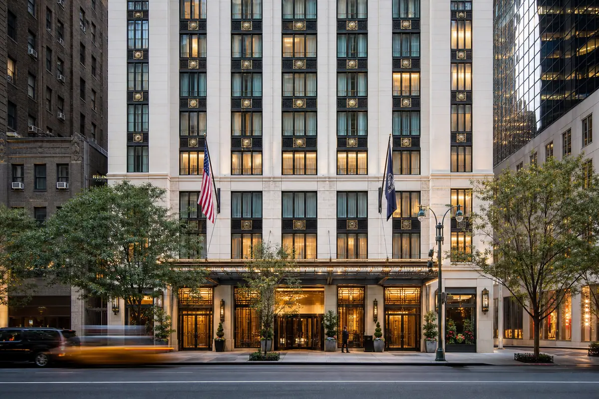 Photoreal The Langham, New York, Fifth Avenue suite interior