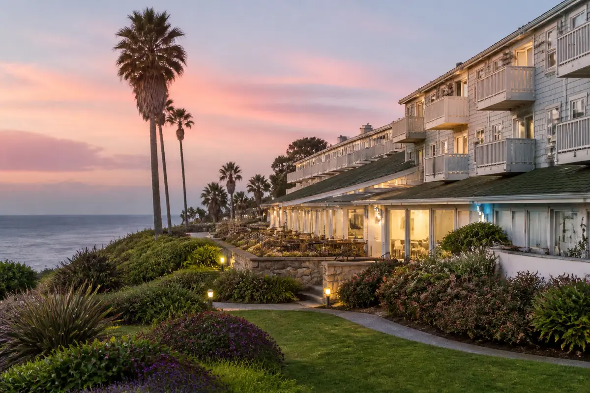 Photoreal travel-editorial view of Dream Inn Santa Cruz in Santa Cruz, California
