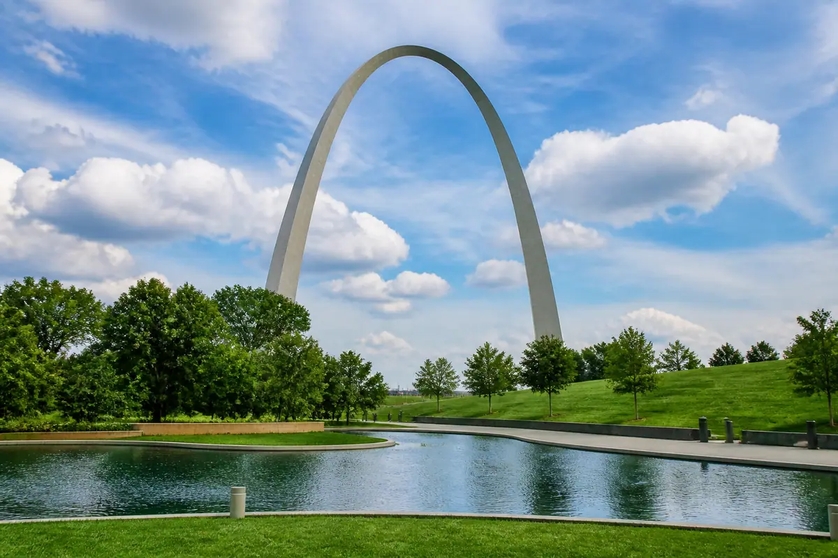 Photoreal travel-editorial view of Gateway Arch and Museum at the Gateway Arch in St. Louis, Missouri
